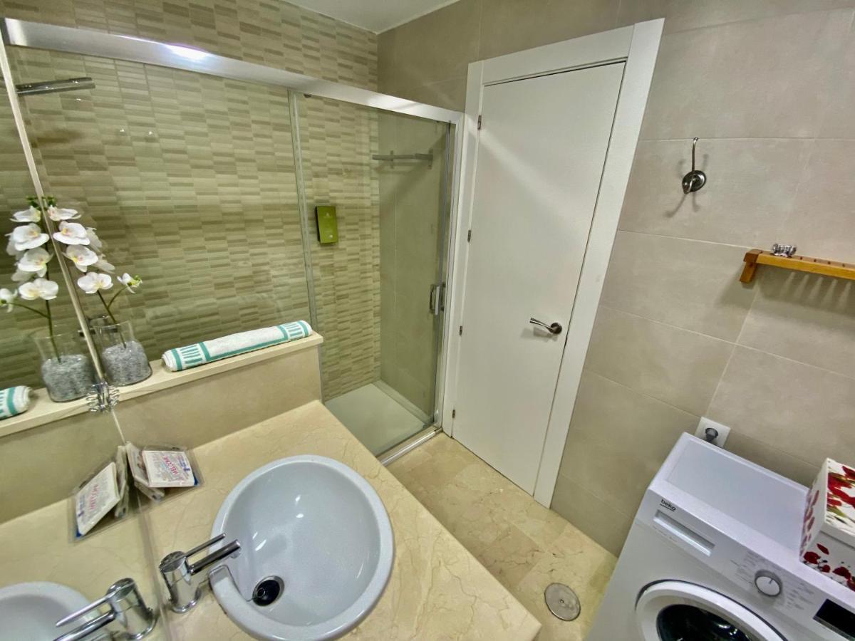 Apartamentos Turisticos Castillo Del Vigia Torremolinos Eksteriør bilde